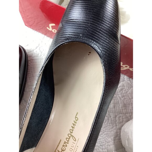 Salvatore Ferragamo Donnina Italian Womens Black Leather Shoes*Pumps*Size 8*NIB - Picture 13 of 14